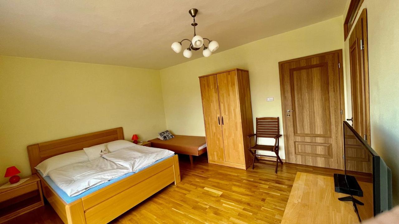 Privat u Eriky Hotell Stará Lesná Exteriör bild