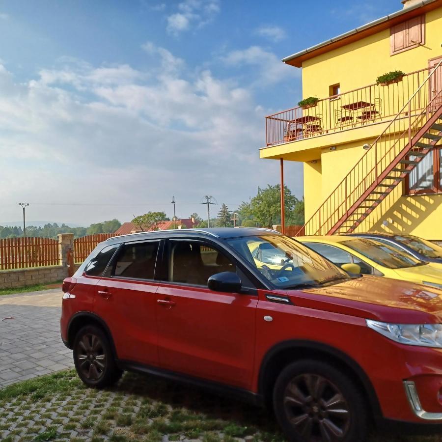 Privat u Eriky Hotell Stará Lesná Exteriör bild